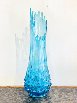 Huge 1960s Swung Art Glass Vase in Beautiful Vibrant Turquoise