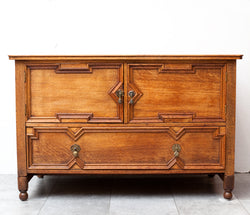 Charming Early 1900s Oak Mini Sideboard, Perfect for an Entertainment Unit