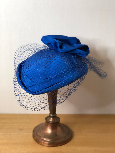 Striking Royal Blue 1950s Pillbox Hat